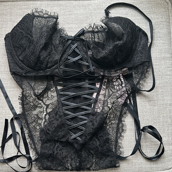 NWT Victoria's Secret Unlined Wicked High Leg Lace Up Teddy, Women's Lingerie - Picture 7 of 8